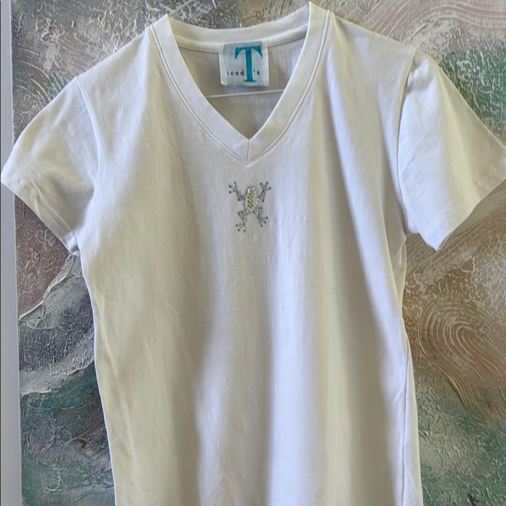 White V-Neck T-Shirt with Frog Embroidery
